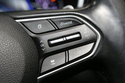 2019 Hyundai
                Santa Fe Highlander