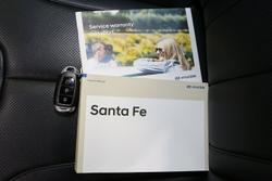 2019 Hyundai
                Santa Fe Highlander