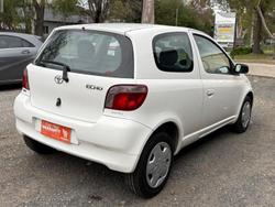 2002 Toyota Echo NCP10R Glacier White