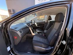 2013 Hyundai i30 Active GD Phantom Black