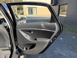 2013 Hyundai i30 Active GD Phantom Black