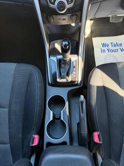 2013 Hyundai i30 Active GD Phantom Black