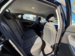 2013 Hyundai i30 Active GD Phantom Black