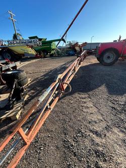 2002 Silvan 3000L 20M Red