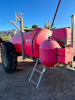 2002 Silvan 3000L 20M Red