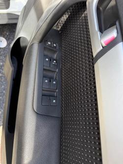 2016 Holden Captiva LS CG MY16 Summit White