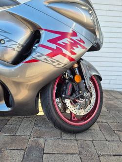2019 Suzuki GSX1300RA (HAYABUSA) GREY