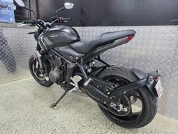 2023 Triumph TRIDENT 660 BLACK
