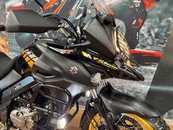 2020 Suzuki V-STROM 650XT (DL650XA) GLASS SPARKLE BLACK
