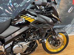2020 Suzuki V-STROM 650XT (DL650XA) GLASS SPARKLE BLACK
