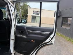 2011 Mitsubishi Pajero GL NT MY11 4X4 White