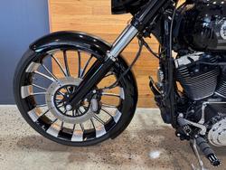 2016 Harley-davidson FXSB SOFTAIL BREAKOUT Black
