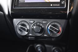 2023 Suzuki Swift GL AZ Series II Pure White