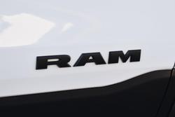 2024 RAM 1500 Limited RamBox DT MY24 4X4 Dual Range Bright White