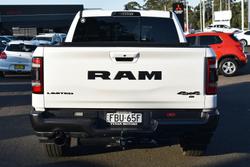 2024 RAM 1500 Limited RamBox DT MY24 4X4 Dual Range Bright White