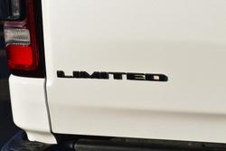 2024 RAM 1500 Limited RamBox DT MY24 4X4 Dual Range Bright White