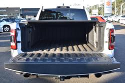 2024 RAM 1500 Limited RamBox DT MY24 4X4 Dual Range Bright White