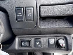 2016 Nissan Navara ST D23 4x2 Polar White