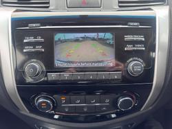 2016 Nissan Navara ST D23 4x2 Polar White