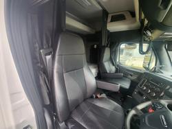 2024 Freightliner Cascadia 126