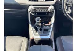 2022 Toyota
                RAV4 Cruiser