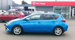 2017 Toyota
                Corolla 