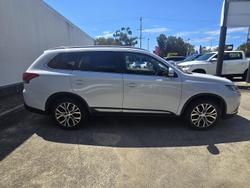 2017 Mitsubishi Outlander LS