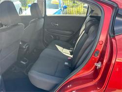 2020 HONDA
HR-V VTi