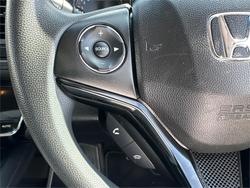 2020 HONDA
HR-V VTi
