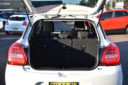 2023 Suzuki Swift GL AZ Series II Pure White
