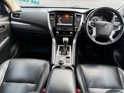 2021 Mitsubishi Pajero Sport Exceed