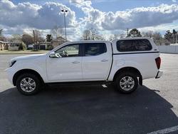 2021 Nissan
Navara ST