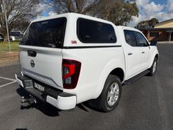 2021 Nissan
Navara ST