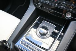 2016 Jaguar F-PACE 30d First Edition