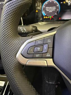 2025 Volkswagen Golf 110TSI R-Line