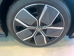 2025 Volkswagen Golf 110TSI R-Line
