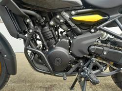 2025 Royal Enfield HIMALAYAN 450 Black