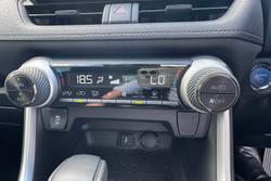 2021 Toyota
RAV4 GX
