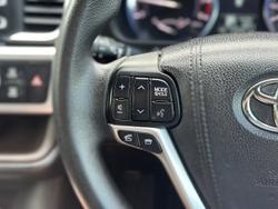 2016 Toyota Kluger GX