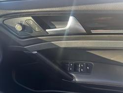 2018 Volkswagen
                Golf R