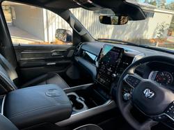 2025 RAM 1500 Laramie Sport Hurricane SO RamBox