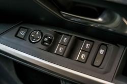 2025 Peugeot 5008 GT Premium Hybrid