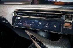 2025 Peugeot 5008 GT Premium Hybrid