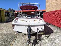 2006 Glastron SX 195