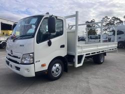 2025 Hino 300 Series 616 WHITE