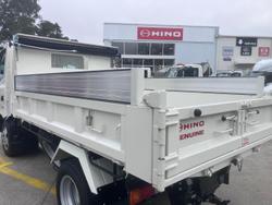 2024 Hino 300 Series 617 Tipper White