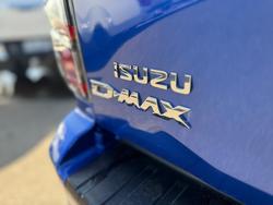 2024 ISUZU D-MAX