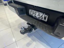 2021 Nissan
                Navara SL