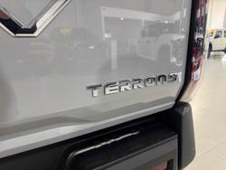 2025 LDV
Terron 9 Origin