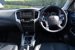 2023 Mitsubishi Triton Xtreme MR MY23 4X4 Dual Range Black Mica